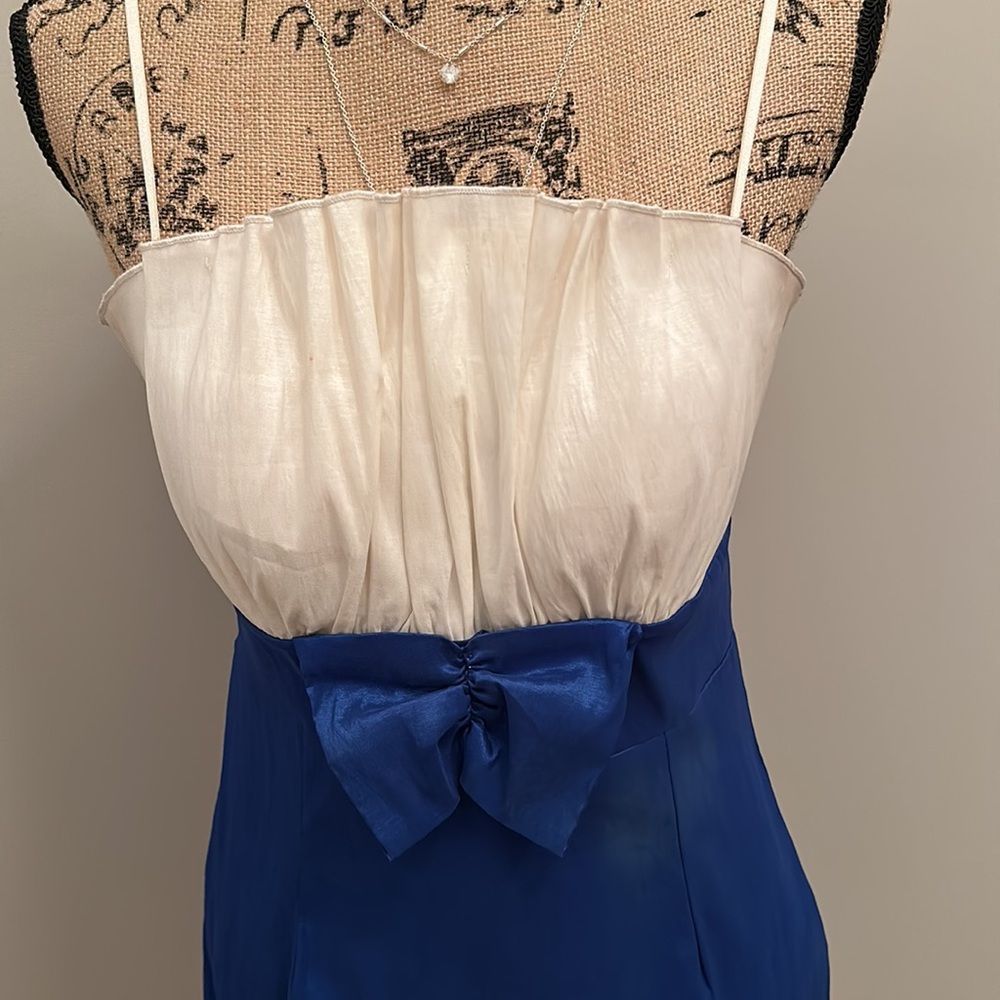 💙Solar Dress💙 - Picture 3 of 9